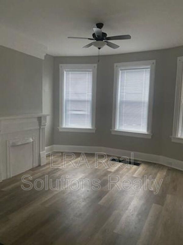 4223 Cherry St - Photo 2 of 8