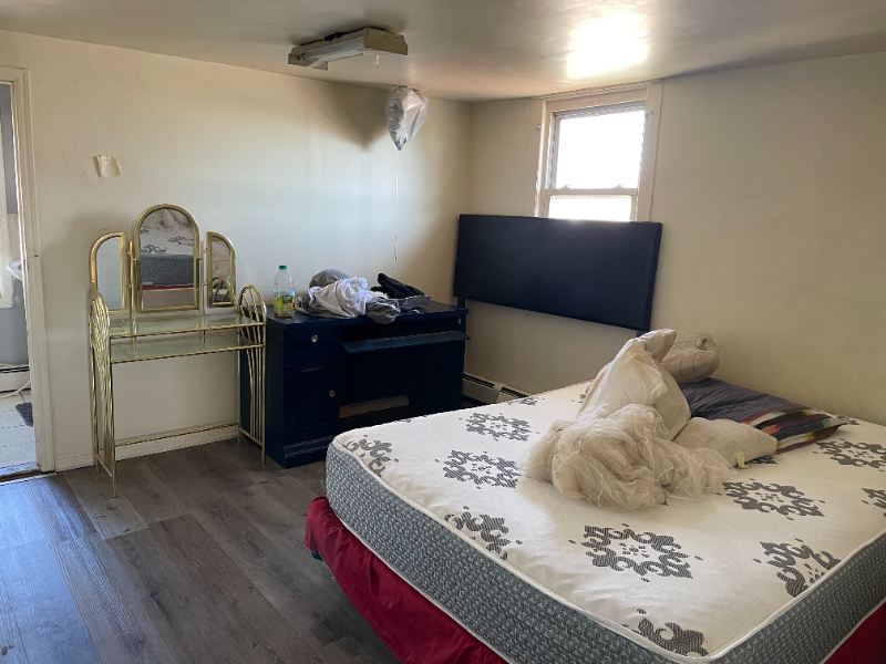 318 E 1st Ave #3 - Photo 2 of 6