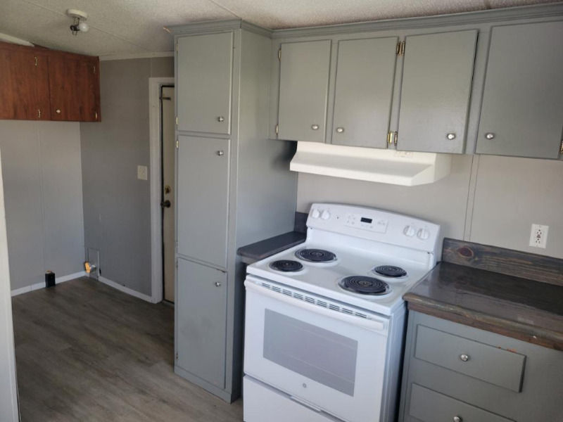 137 Linda Lee Ct - Photo 3 of 11