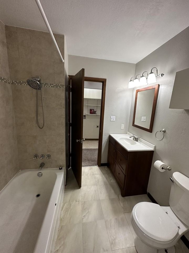 2022 31st Street Rd #1 - Photo 6 of 10