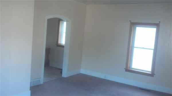 300 E Blair St - Photo 3 of 5