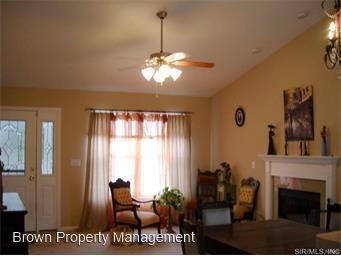 10923 Kentfield Dr - Photo 3 of 7