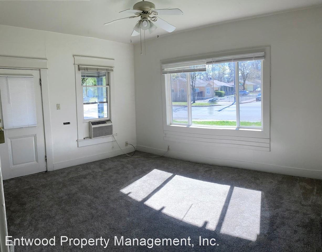 1105 Hobart Street 1105 Hobart Street A - Photo 3 of 14