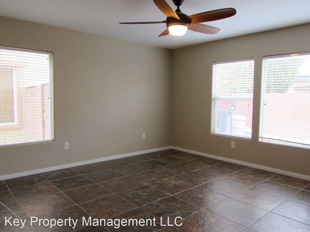 312 Snow Dome Ave - Photo 3 of 13