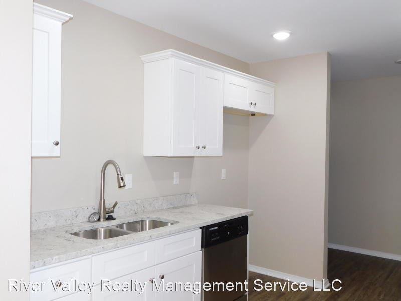 420 Avenue 6 Ne - Photo 3 of 10