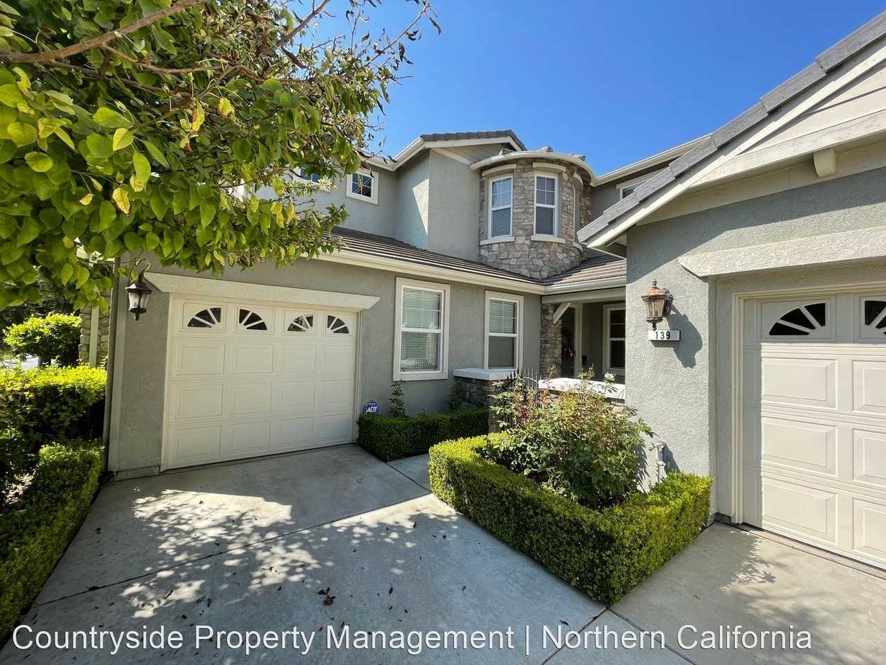 139 Portrait Ln - Photo 3 of 50