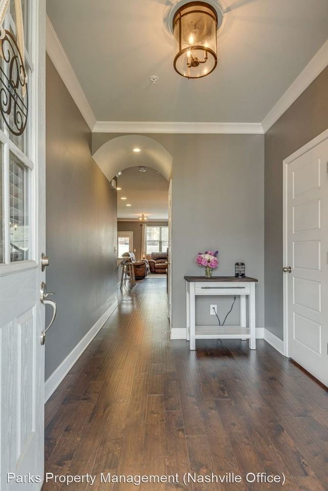 1418 Channing Dr - Photo 3 of 22