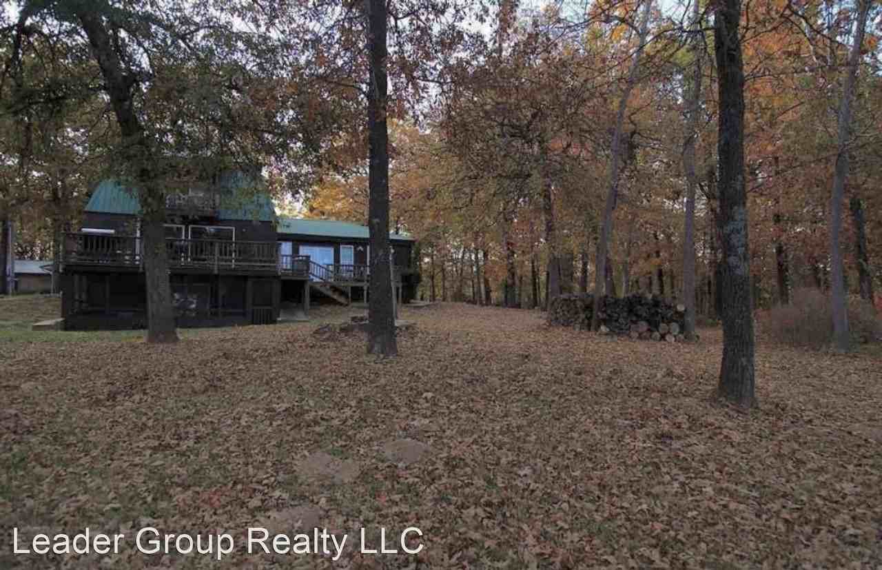 229 Breakenridge Dr - Photo 3 of 48