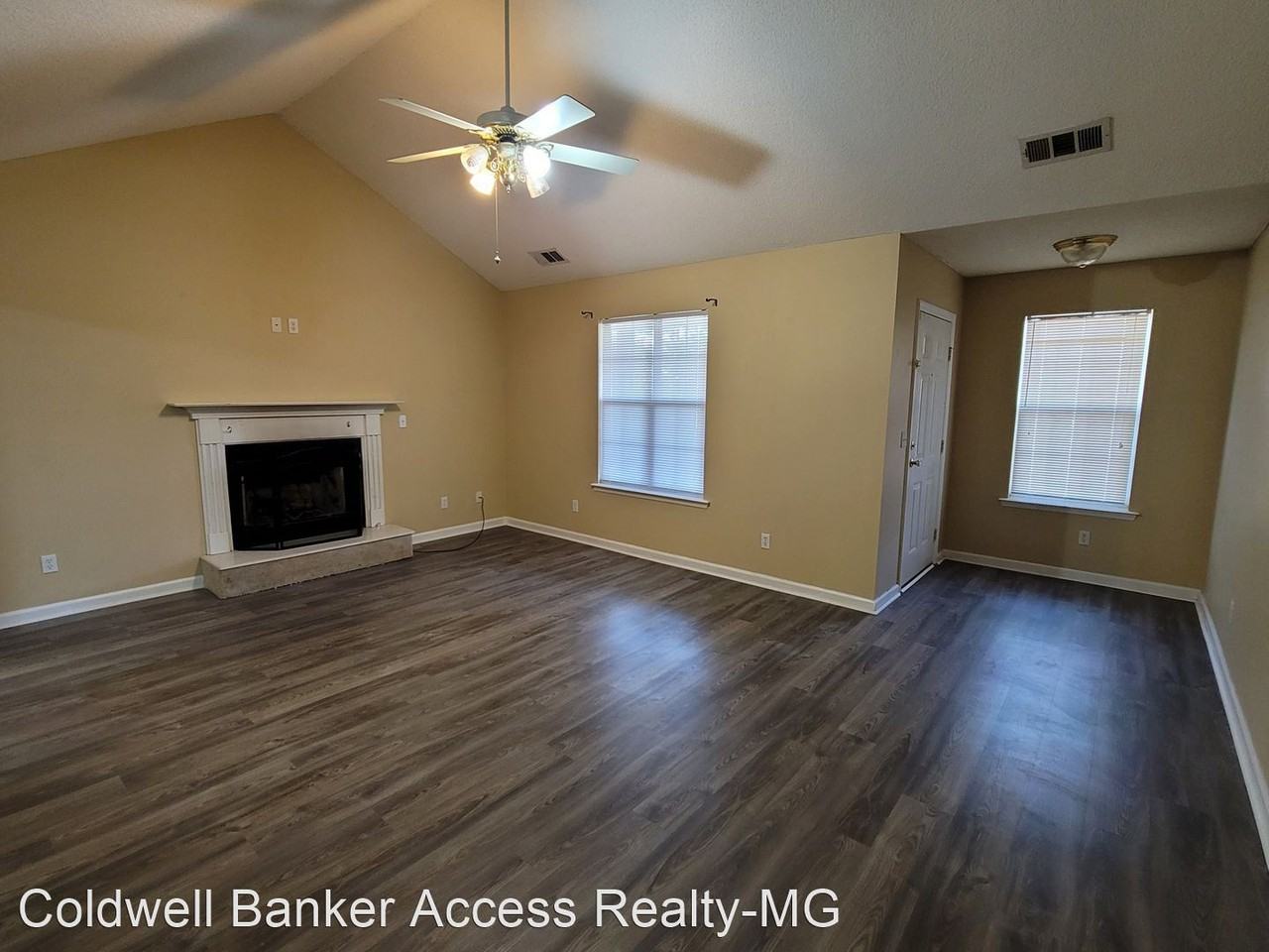 116 Carnaby St - Photo 3 of 13