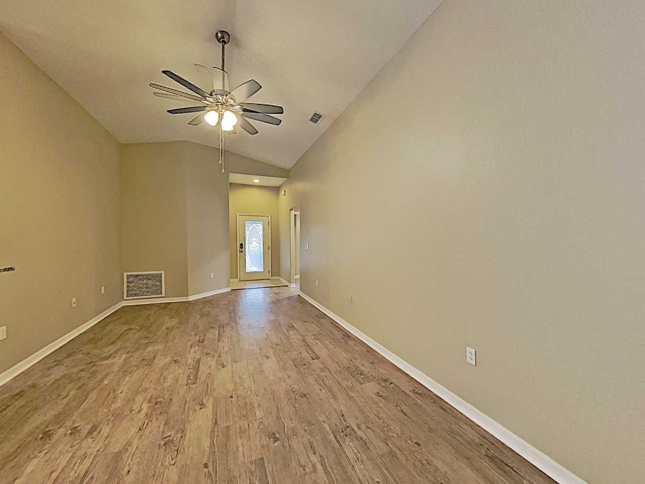 2768 Oak Hammock Loop - Photo 3 of 17