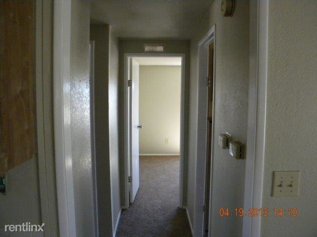 1216 N 359th Ave - Photo 3 of 35