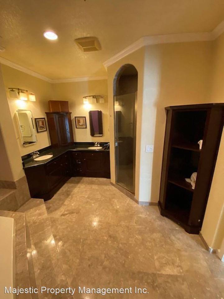 4114 Coastal Cove Ln - Photo 3 of 12