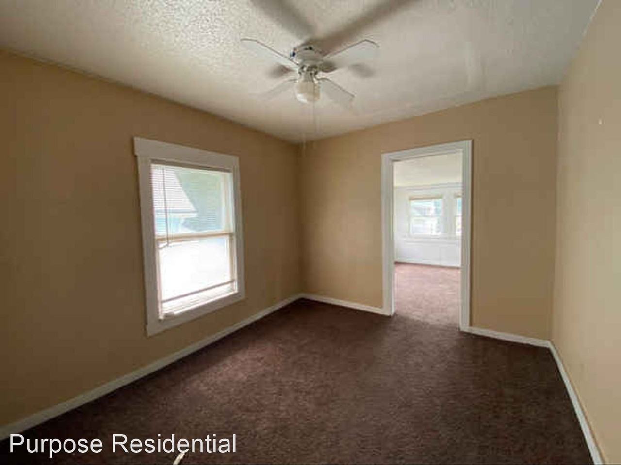 3909 Saint John Ave - Photo 3 of 12