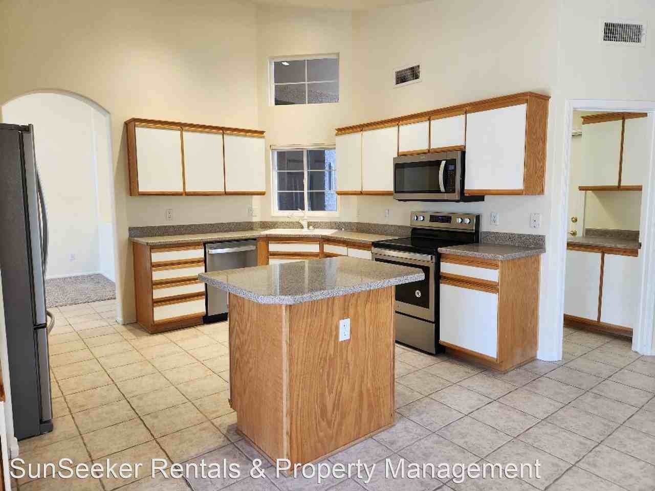 14709 W Avalon Dr - Photo 3 of 18