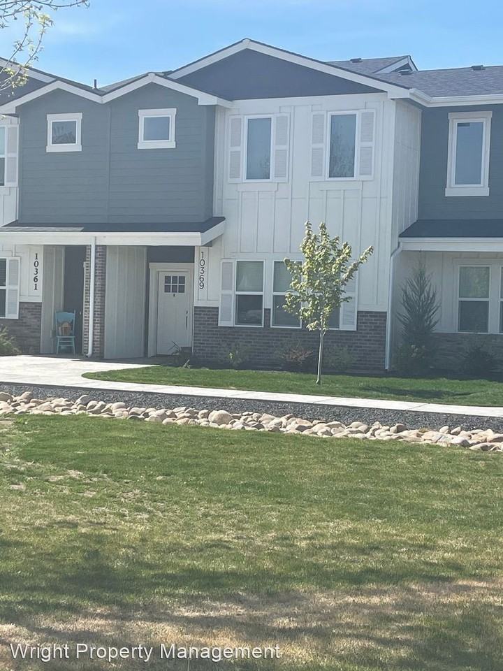 10355 W Carlton Bay Dr - Photo 2 of 8