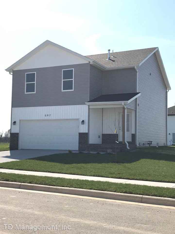 597 S Sarah Ave - Photo 2 of 48