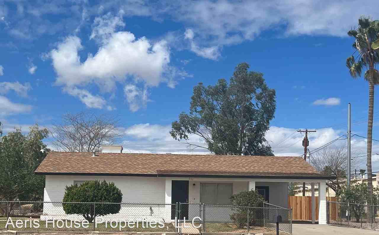 601 N Brown Ave - Photo 2 of 31