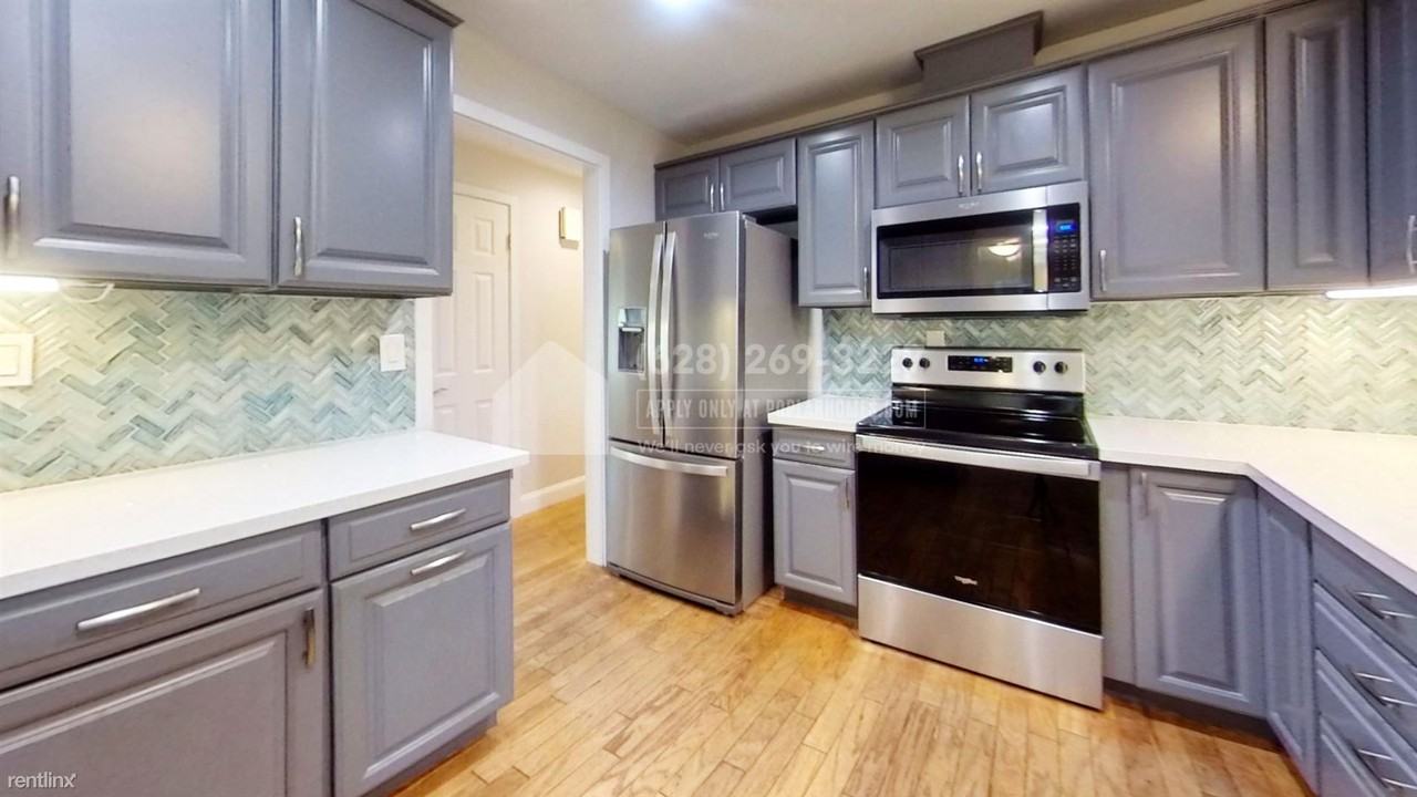 4913 Vista Pl - Photo 3 of 19