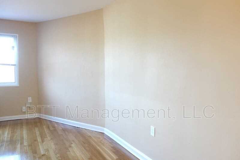 4013 38th St #203 - Photo 5 of 43