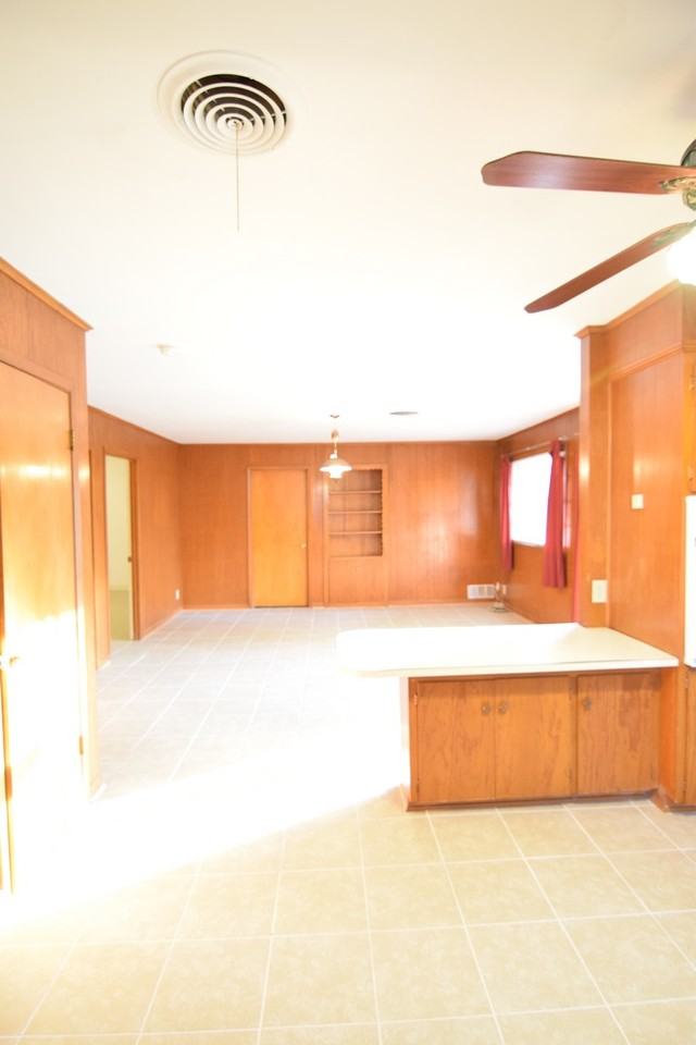 2006 S 49th St - Photo 4 of 17