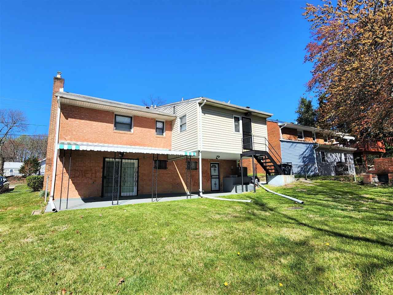 3521 Brightseat Rd - Photo 2 of 29