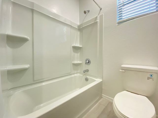 14357 W Smoketree Dr - Photo 7 of 34