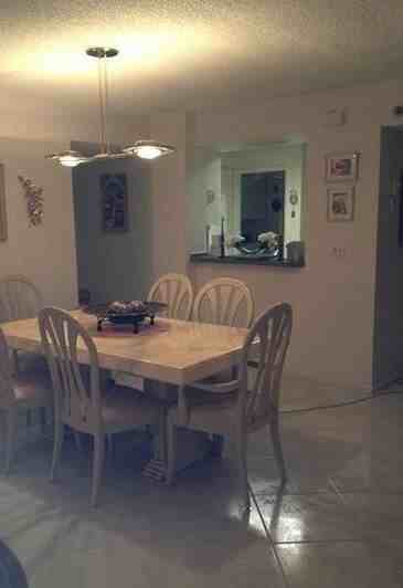 7360 S Oriole Bl 202 - Photo 2 of 4