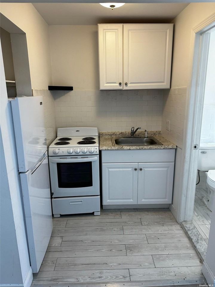 52 Florida Street #17 - Photo 2 of 10