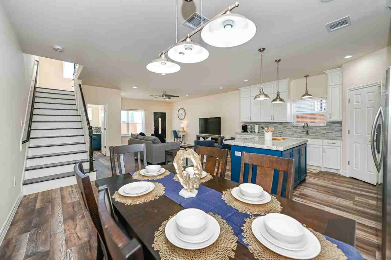 6605 Avenue O Unit A #A - Photo 3 of 11