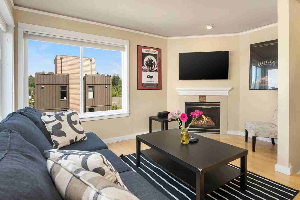 224A 26th Ave E #1 - Photo 2 of 12