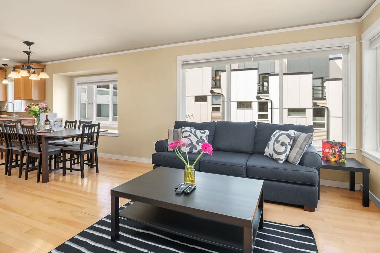 224A 26th Ave E #1 - Photo 3 of 12