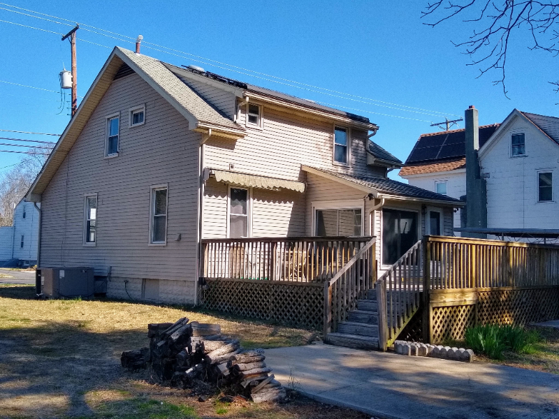 339 Cedar St - Photo 3 of 26