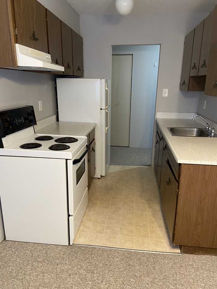 Balmoral St & Hall Ave #1 - Photo 2 of 10