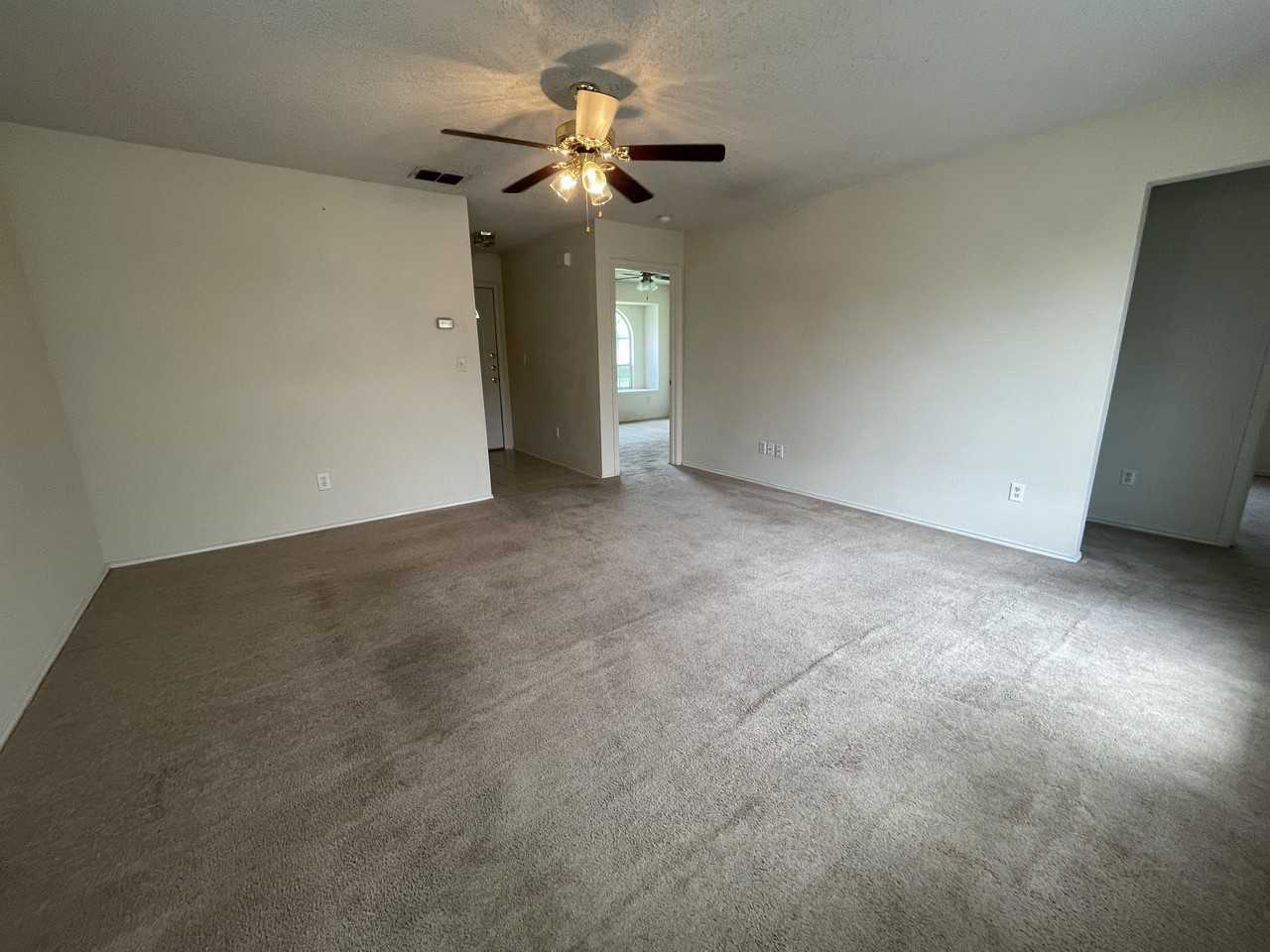 7721 Wolf Dr #1 - Photo 3 of 5