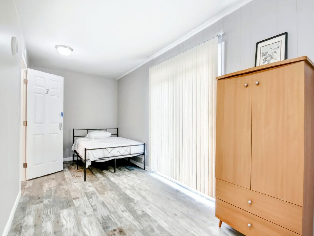 Tiffany Pl - Photo 4 of 5