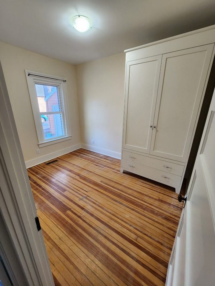 168 Elm St #1 - Photo 4 of 11