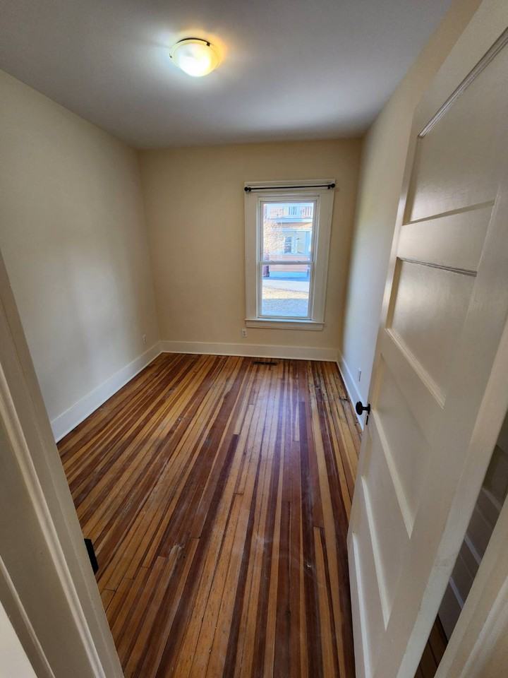 168 Elm St #1 - Photo 5 of 11