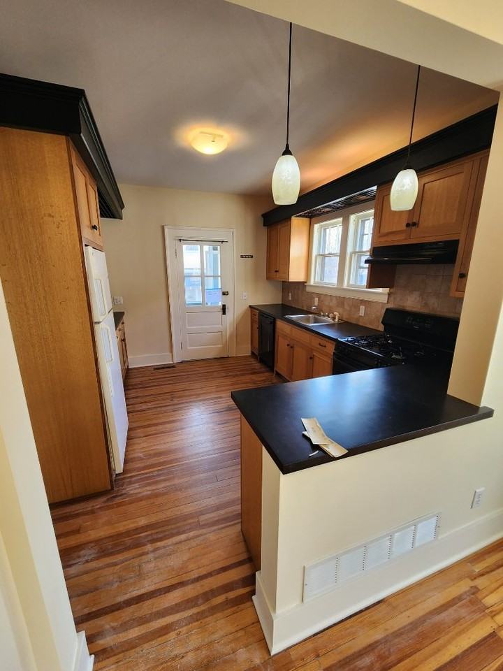 168 Elm St #1 - Photo 2 of 11