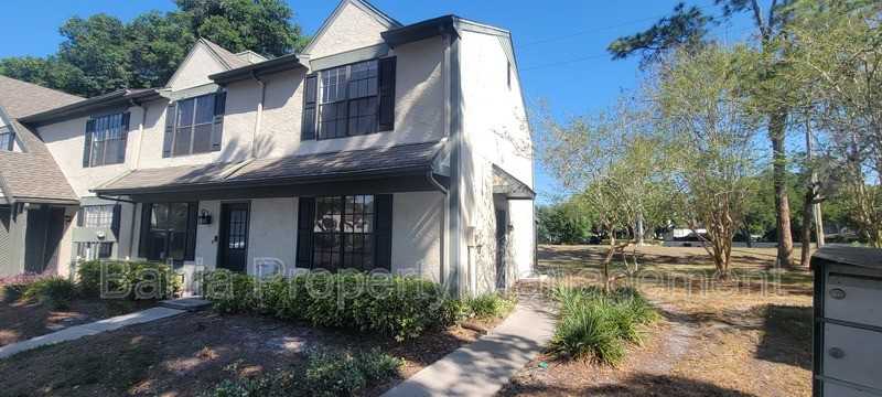 16651 Brigadoon Dr - Photo 2 of 30