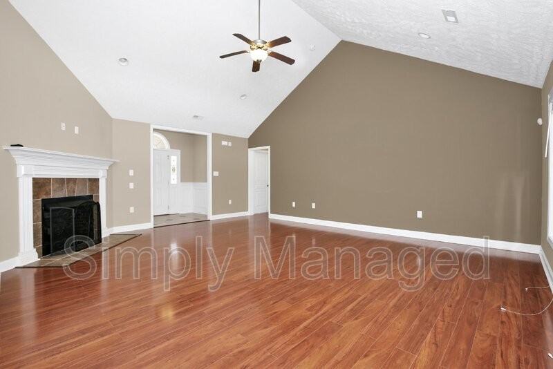 1461 Vergeland Dr - Photo 2 of 27