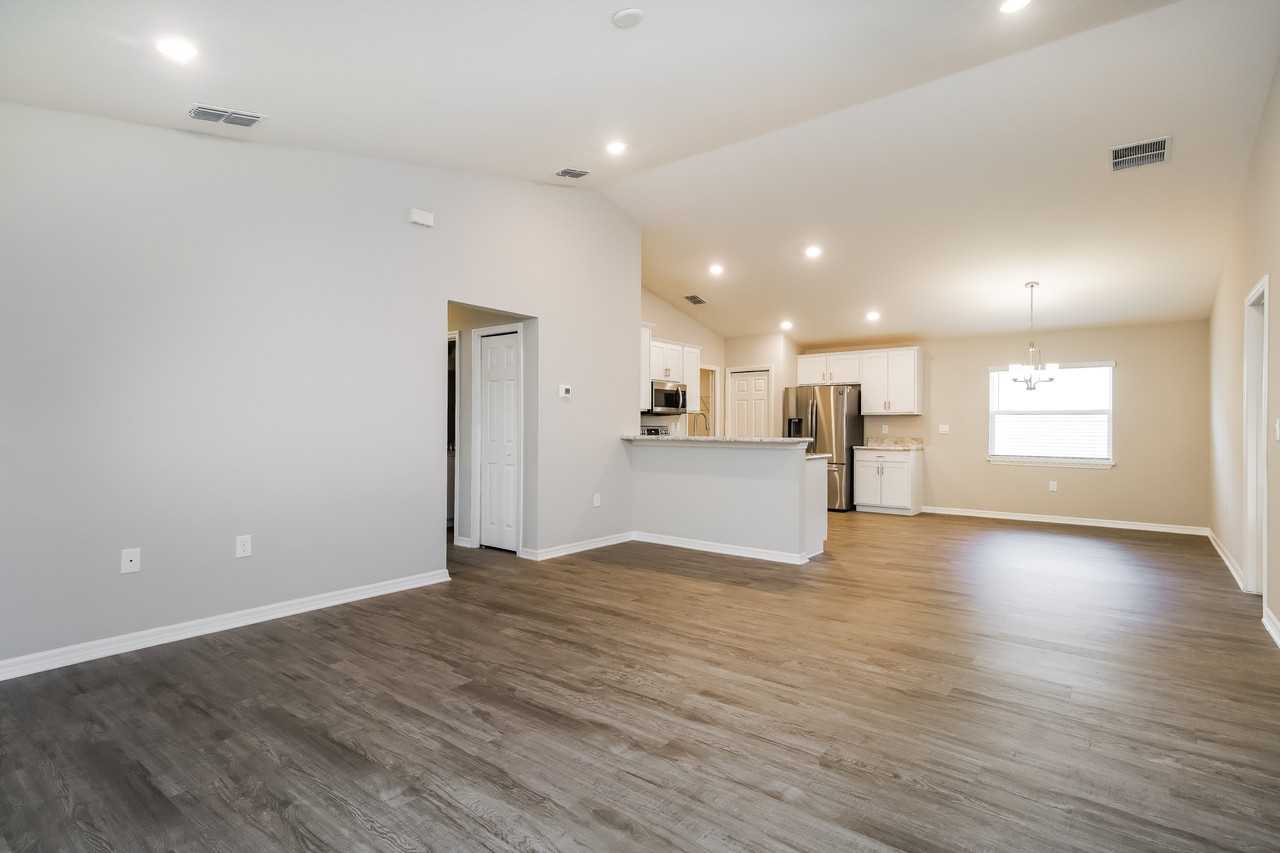 645 Vittorio Dr - Photo 5 of 16