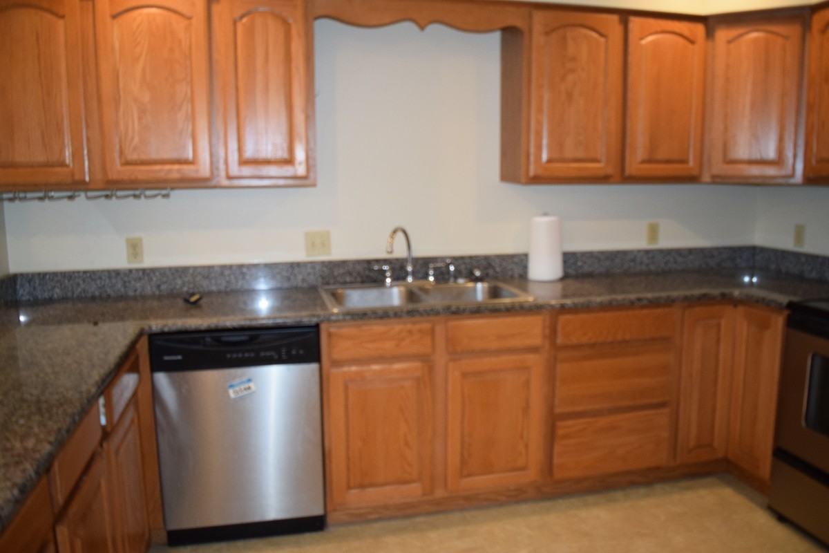 140 Kenley Ct #1 - Photo 7 of 26