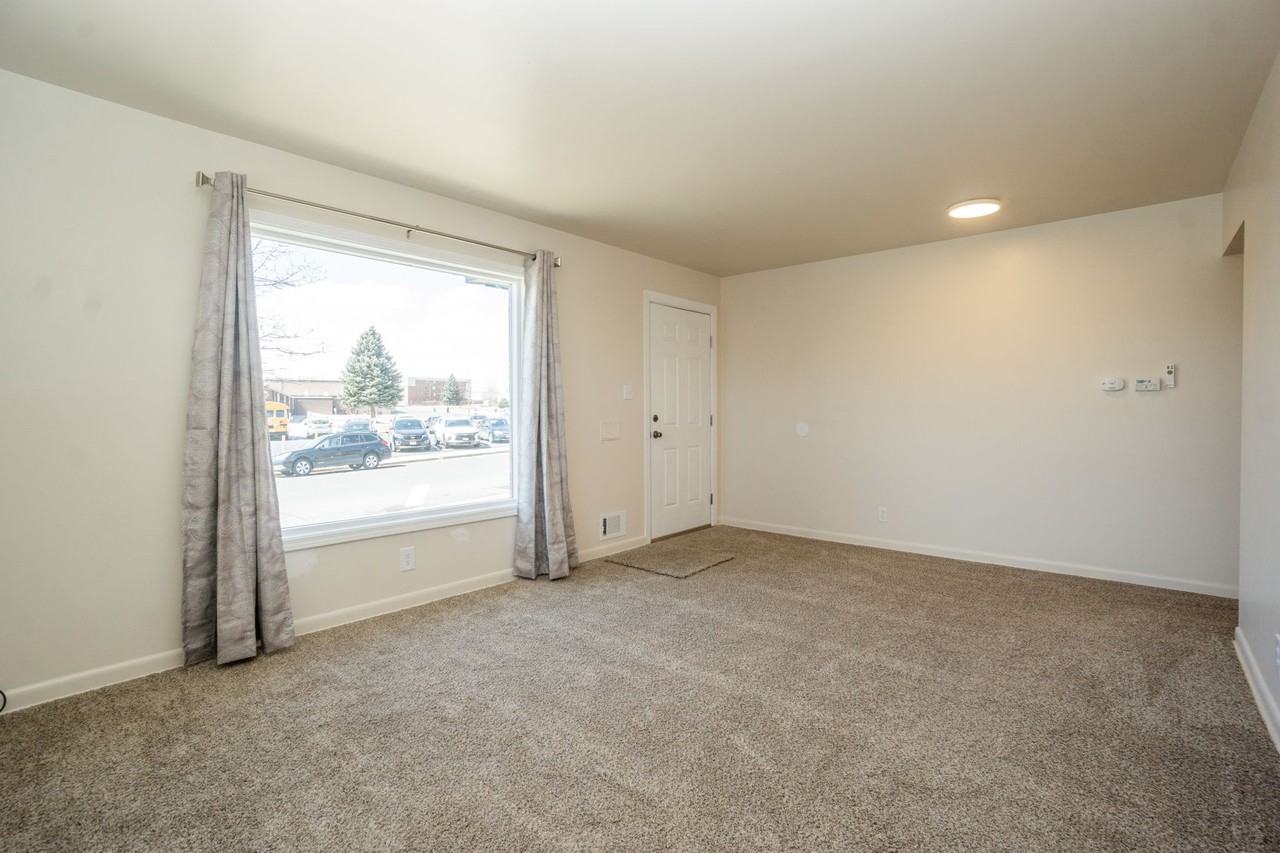 7028 Lipan St #1 - Photo 4 of 20