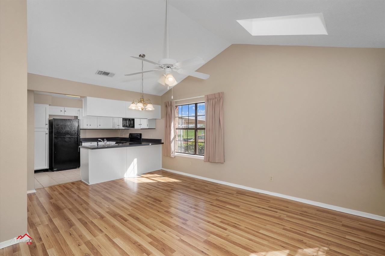 Greenacres Blvd #1 - Photo 2 of 13