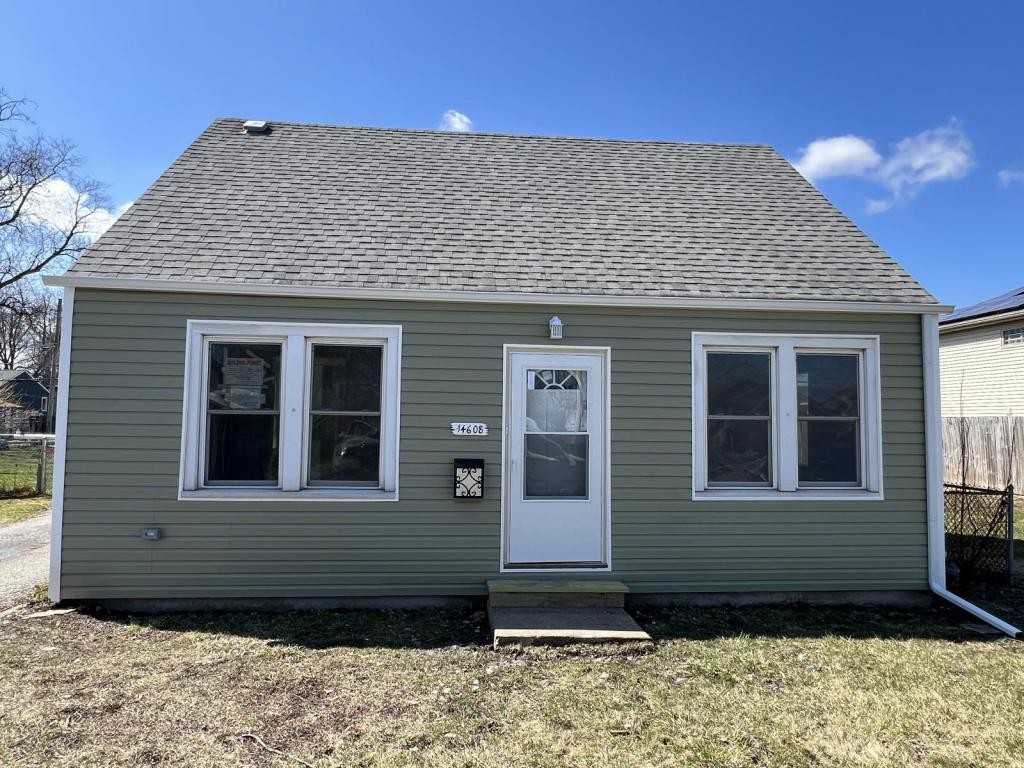 14608 S Whipple St - Photo 2 of 50