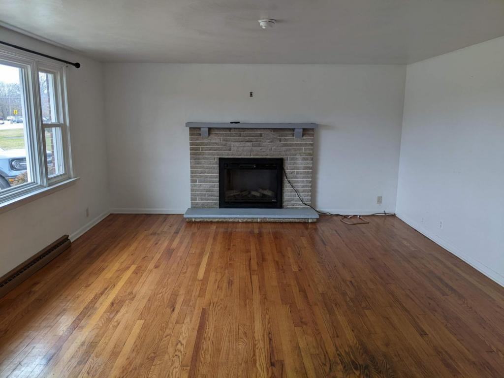 513 Sarver Rd - Photo 2 of 11