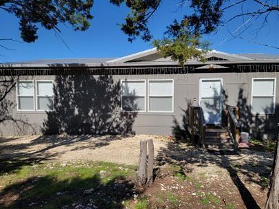 408 Skyline Cir - Photo 2 of 11