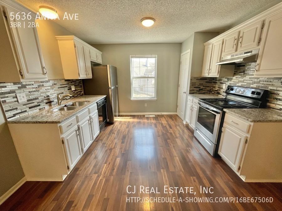 5636 N Anita Ave - Photo 4 of 10