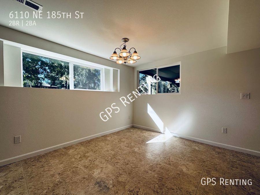6110 Ne 185th St - Photo 3 of 14