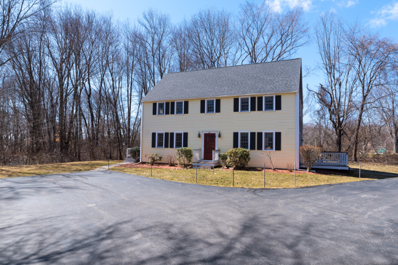 671 Main St #A - Photo 6 of 32